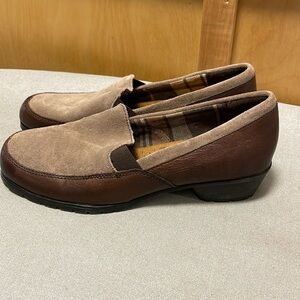 Naturalizer No5 Comfort Brown Suede & Leather slip on Loafer Size 9 W